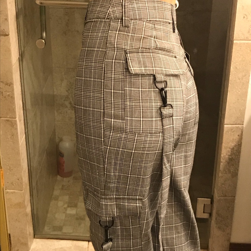 Plaid cargo pants forever 21 size small